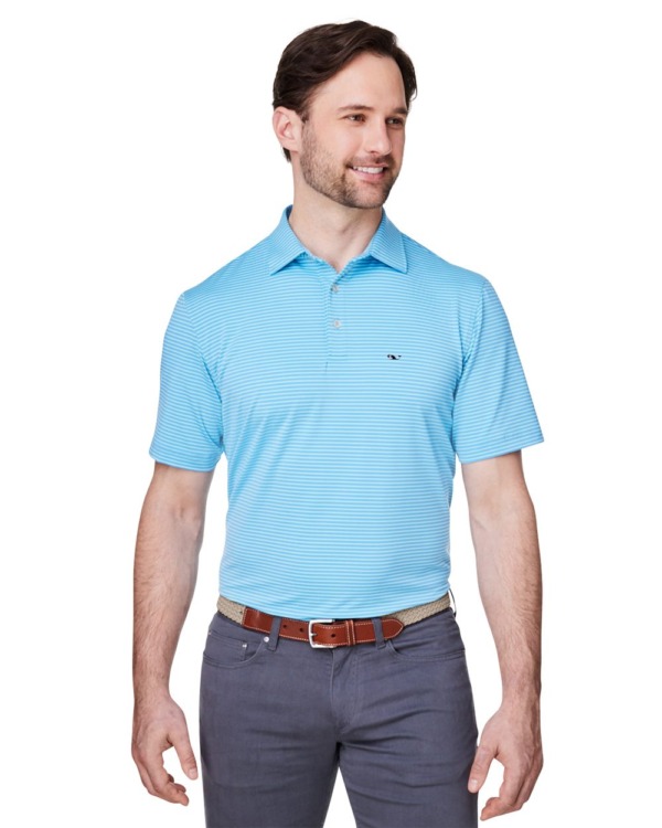 G012426 vineyard vines
