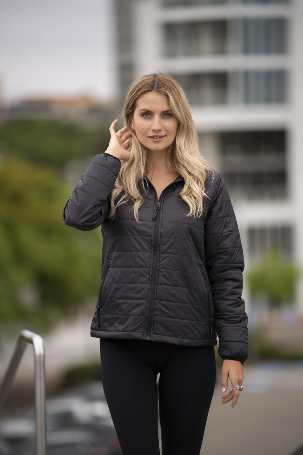 EXP200PFZ Women's Puffer Jacket - Image 2