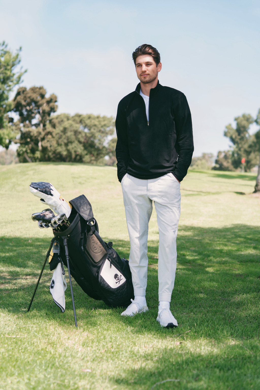 EXP20PQ Men's Perform Quarter-Zip Pullover - Image 3
