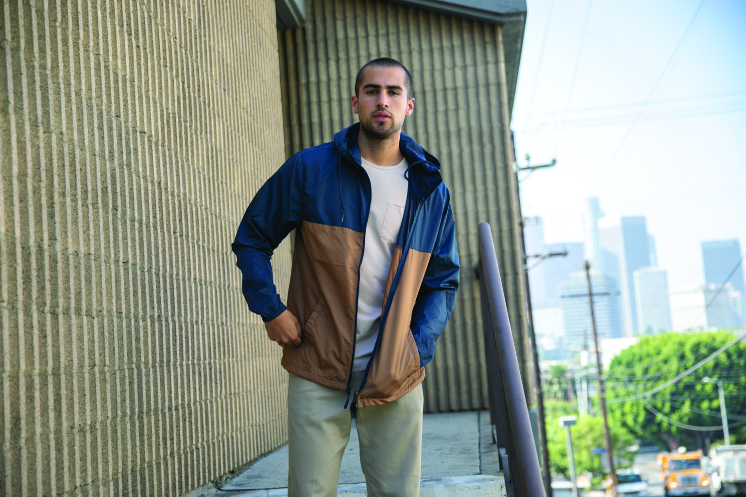 EXP54LWZ Men's Lightweight Windbreaker Full-Zip Jacket - Image 12