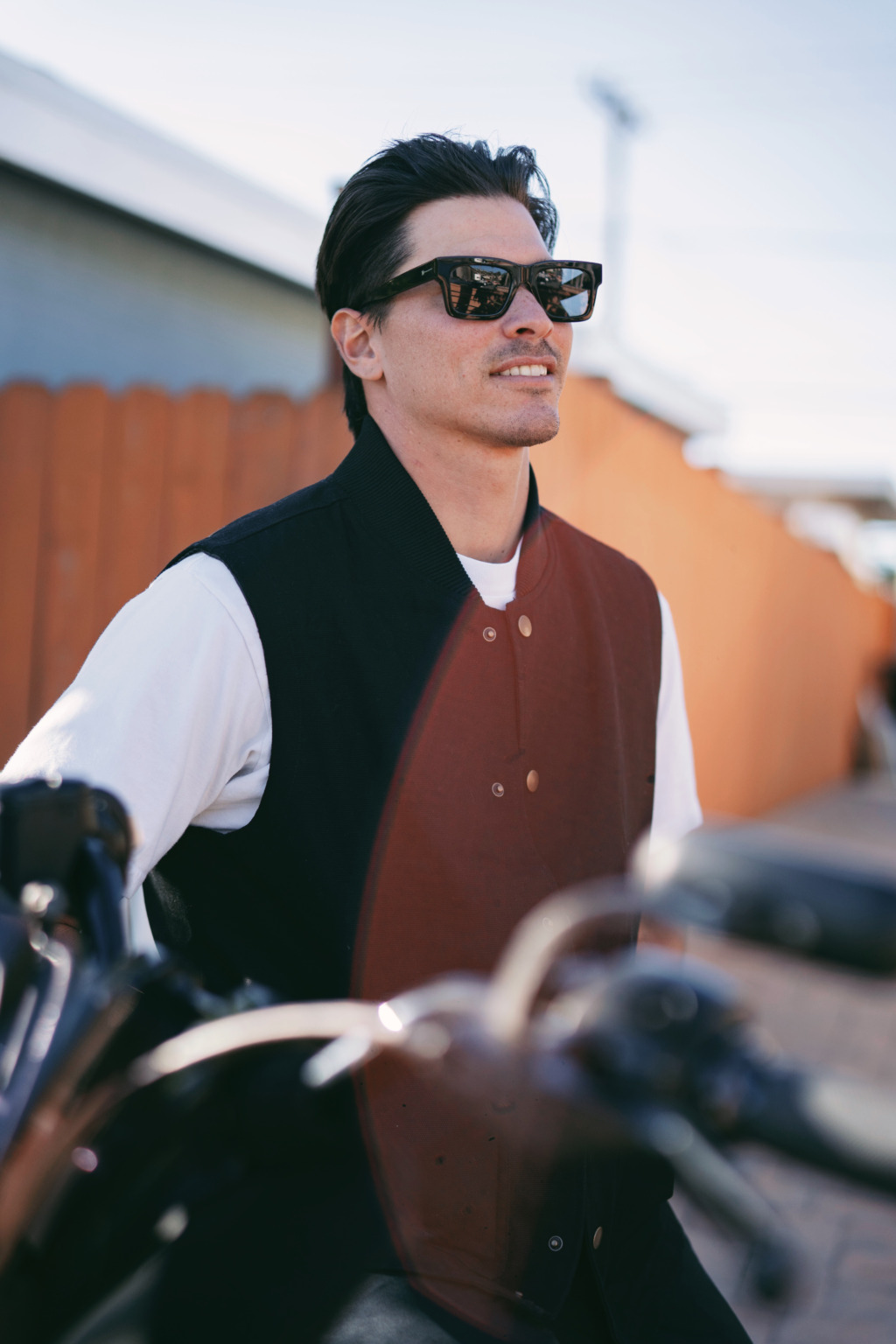 EXP560V Men's Insulated Canvas Workwear Vest - Image 9