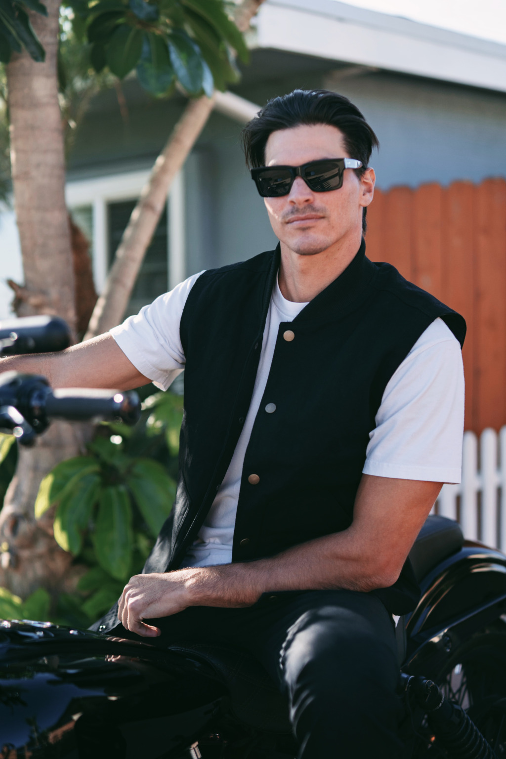 EXP560V Men's Insulated Canvas Workwear Vest - Image 6