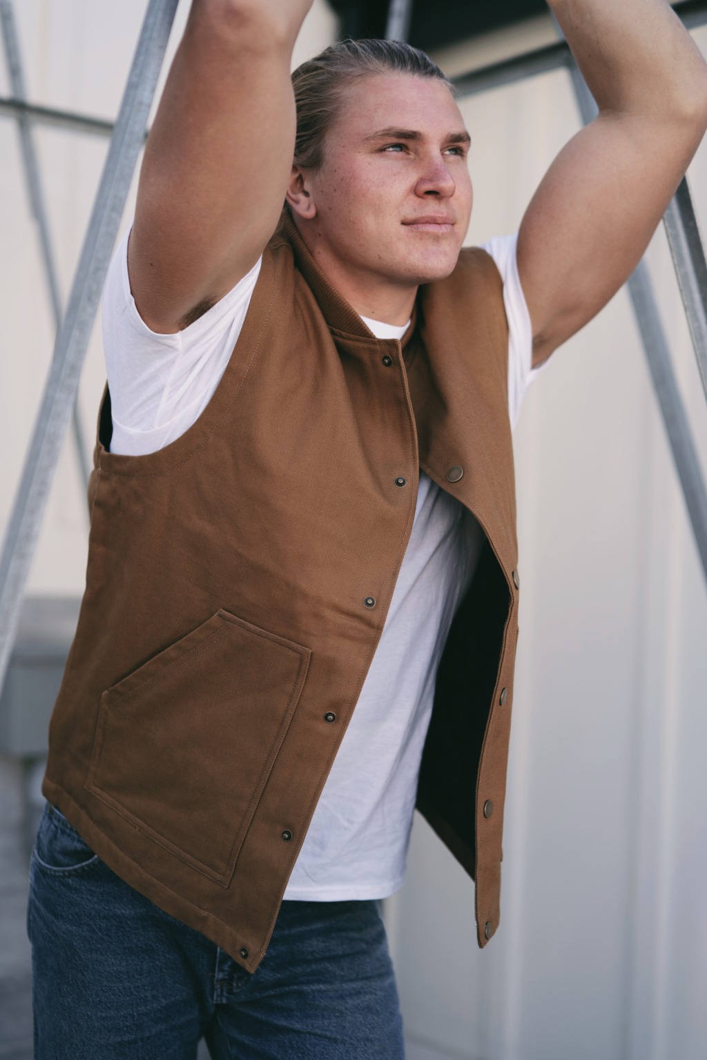 EXP560V Men's Insulated Canvas Workwear Vest - Image 21
