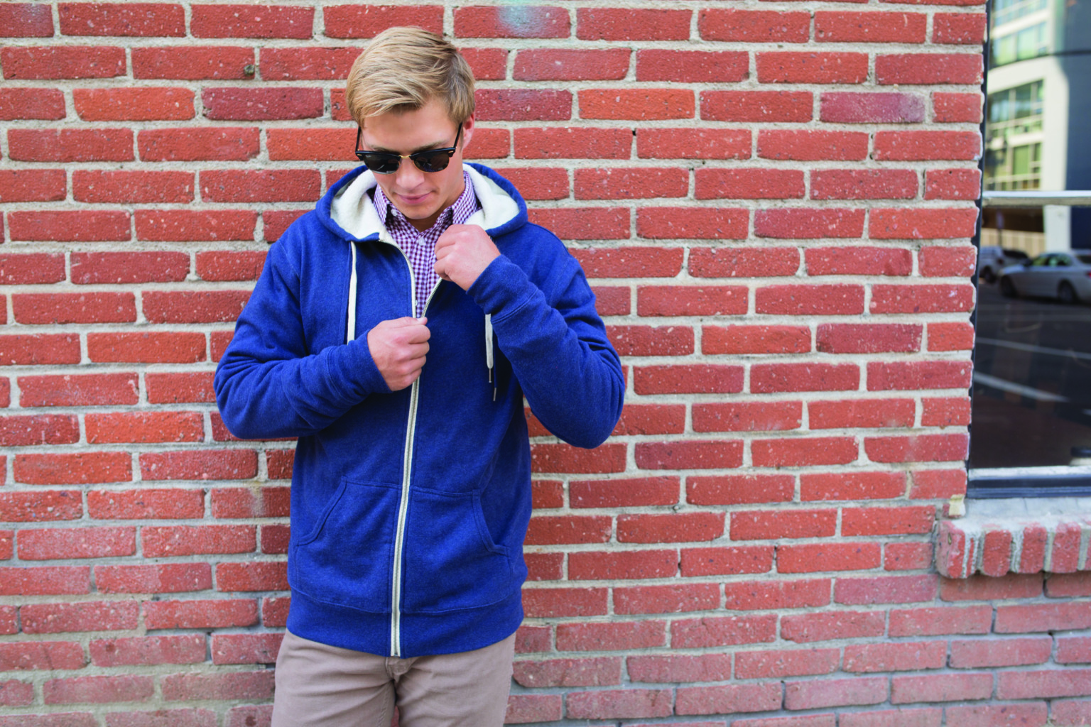 EXP90SHZ Unisex Sherpa-Lined Hooded Sweatshirt - Image 3
