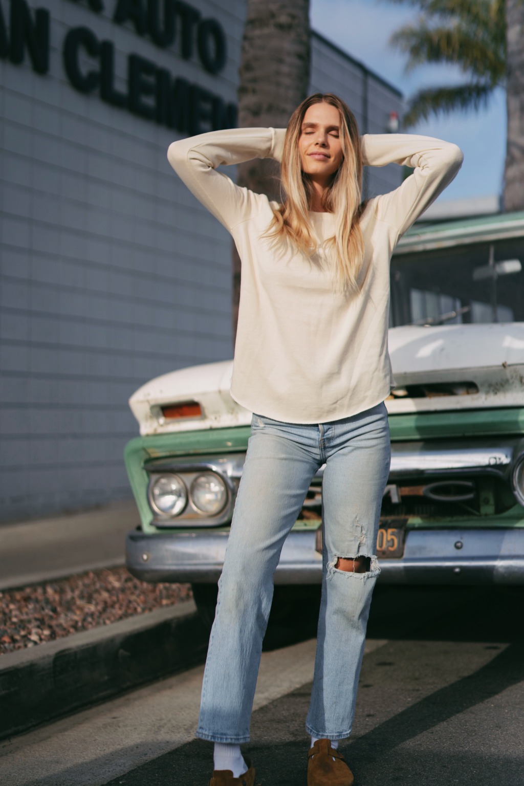 PRM2000 Women's California Wave Wash Crewneck Sweatshirt - Image 12